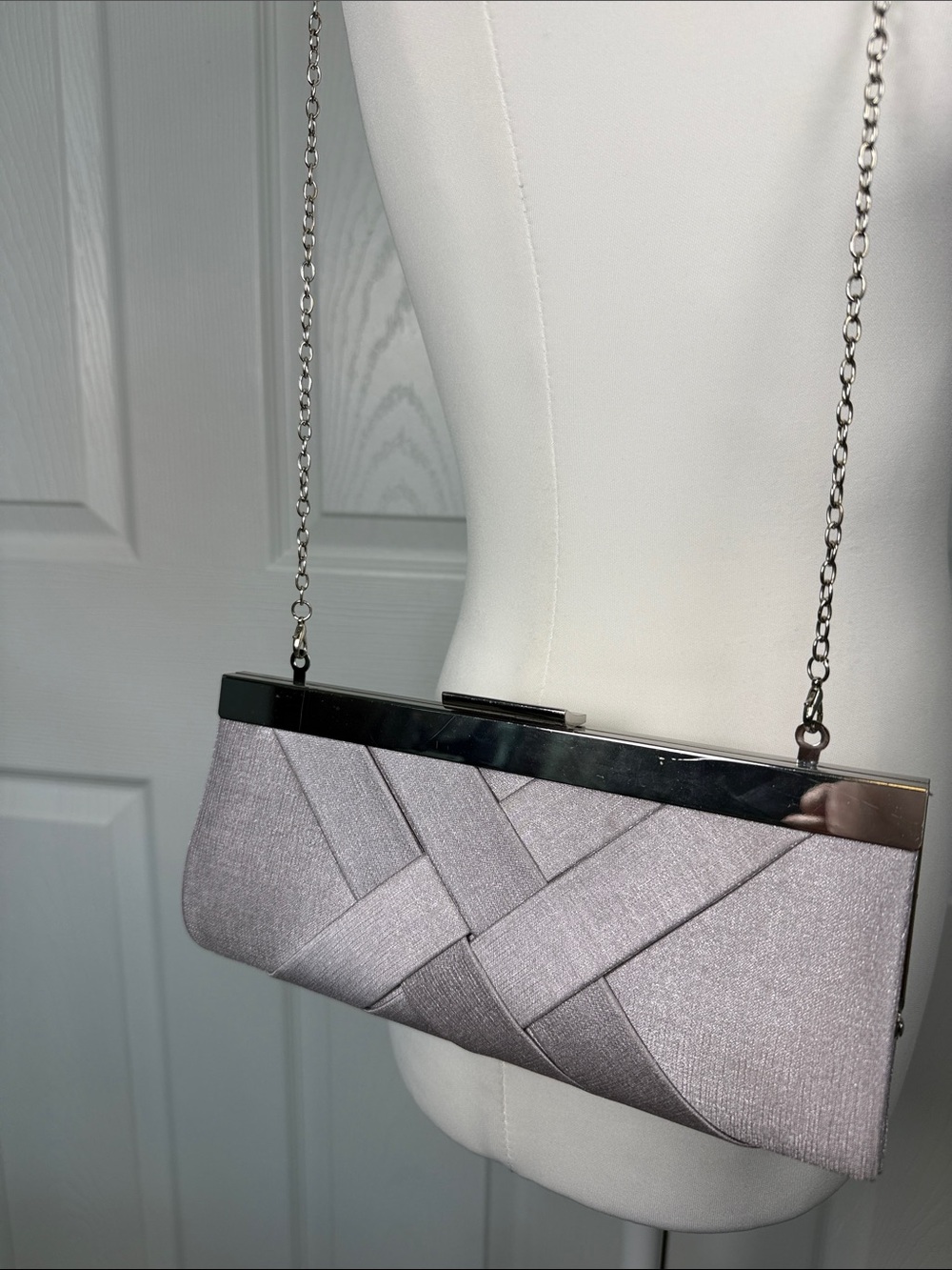 Boho Silver Metallic Clutch Purse Chain Strap Y2K Festivalcore Wedding Evening ✨